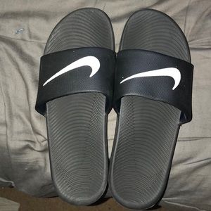 WORN ONCE Nike Slides